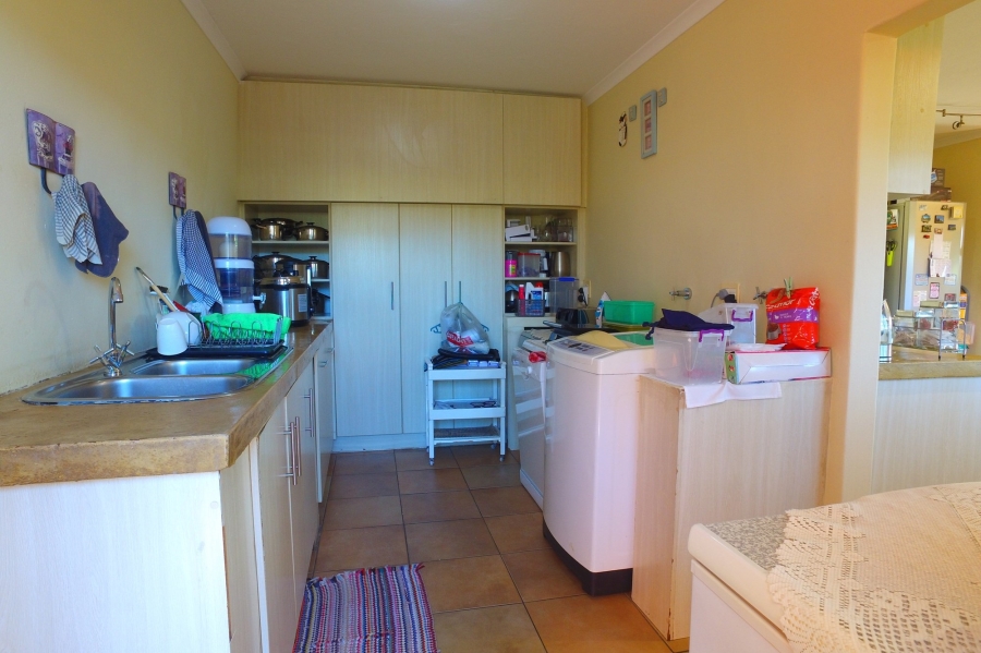 3 Bedroom Property for Sale in Eikenbosch Western Cape